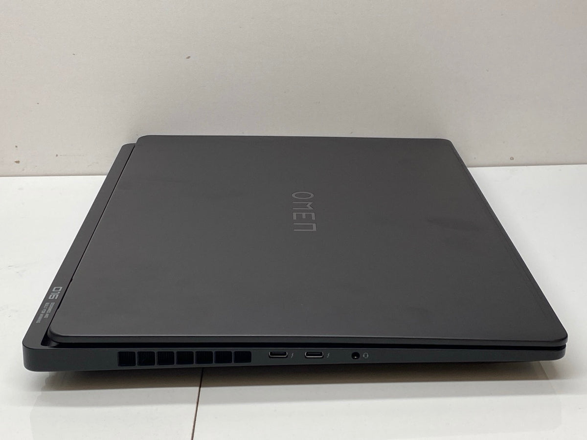 Pro Max 16 MC16250 Ultra 7 265H vPro Ent | 1TB | 32GB | RTX Pro 1000