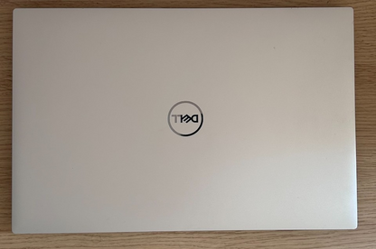 XPS 9730 17" Laptop 4TB/64GB DDR5 Nvidia RTX 4080 i7-13900H