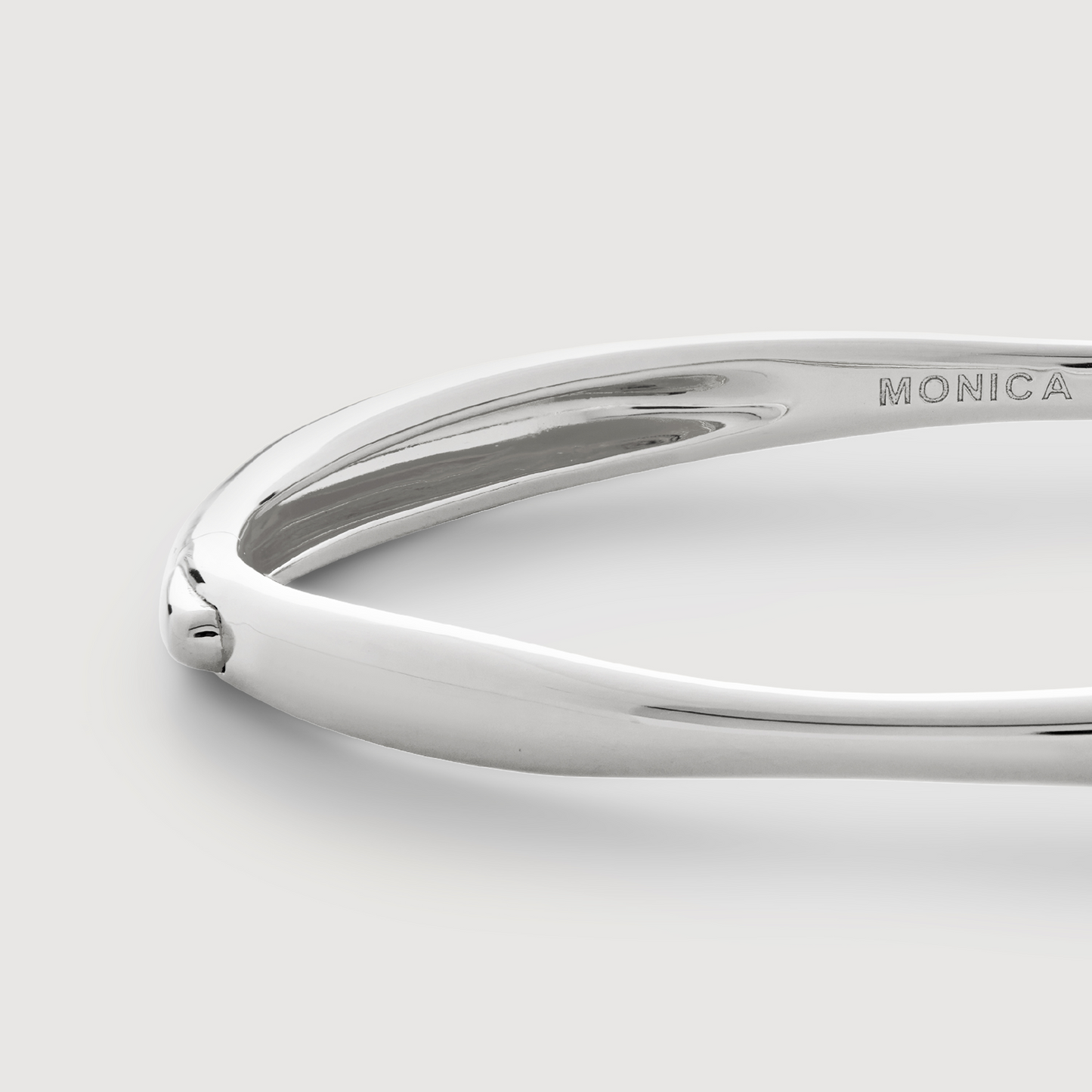 Monica Vinader Nura Reef Asymmetric Bangle | Sterling Silver | Medium