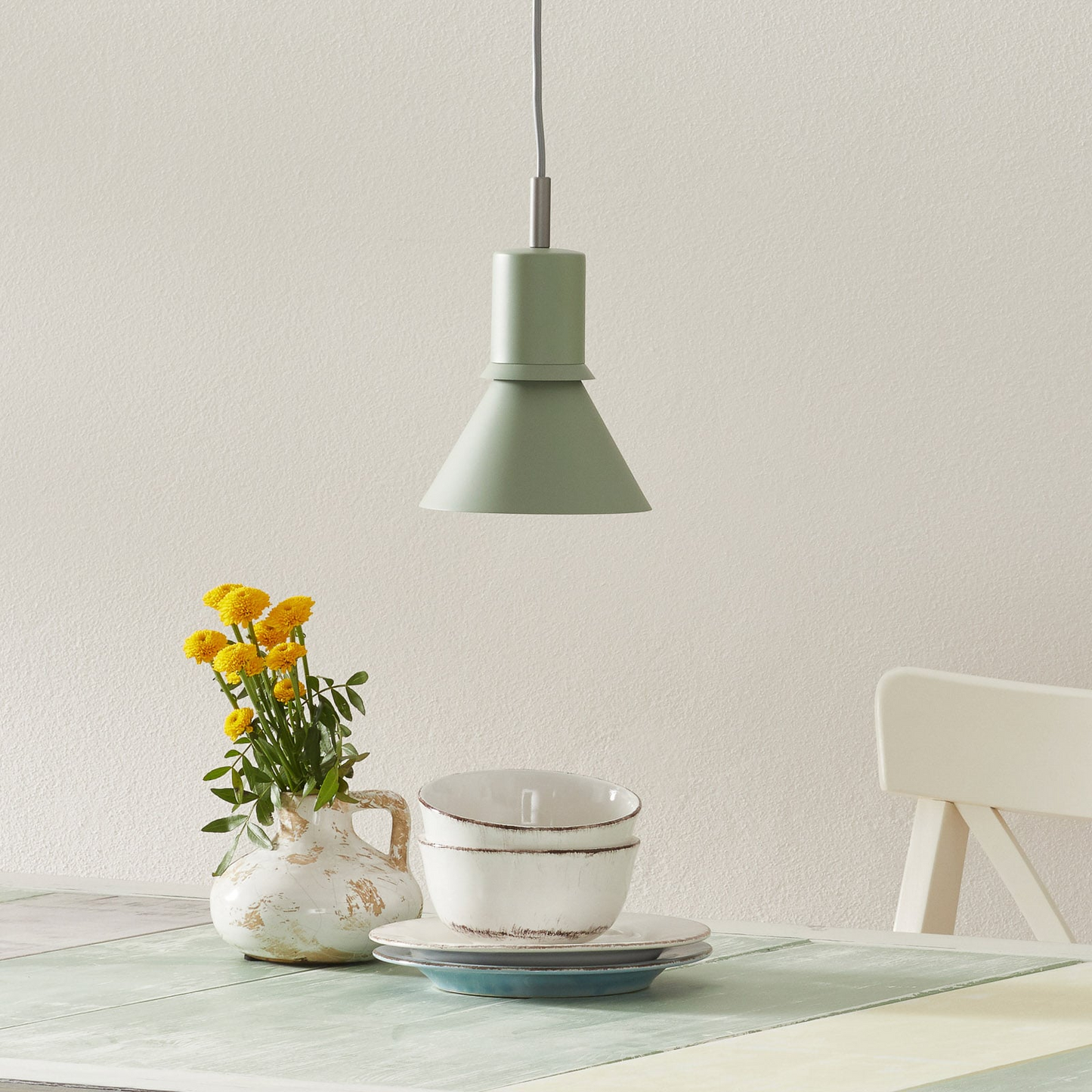 Type 80 Pendant Light - Pistachio green