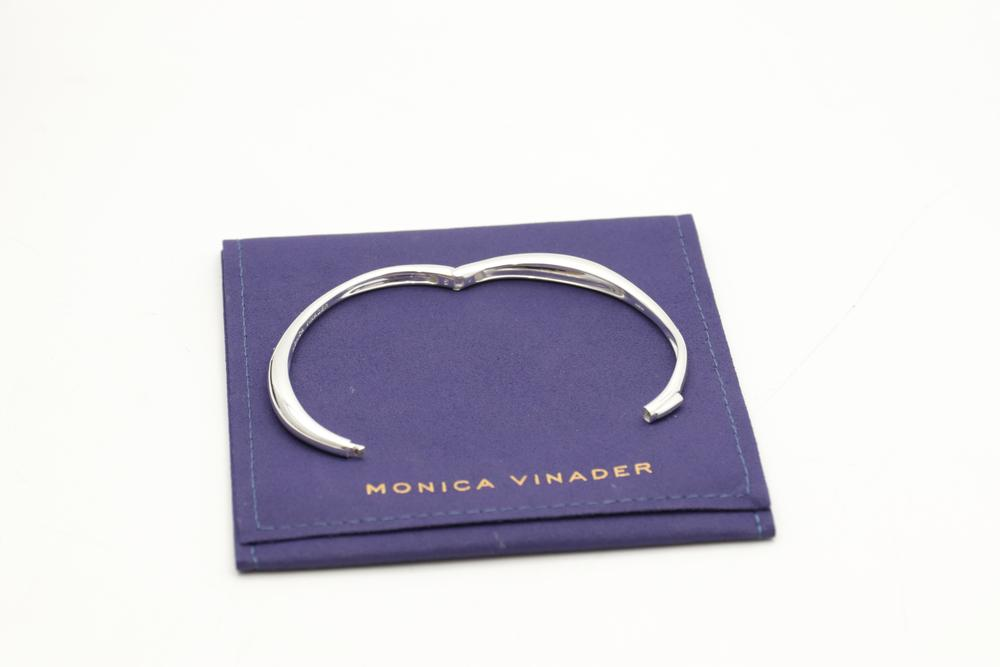 Monica Vinader Nura Reef Asymmetric Bangle | Sterling Silver | Medium
