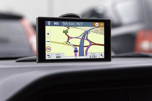 DriveLuxe 50LMT-D EU 5-Inch Satellite Navigation System with Lifetime Map