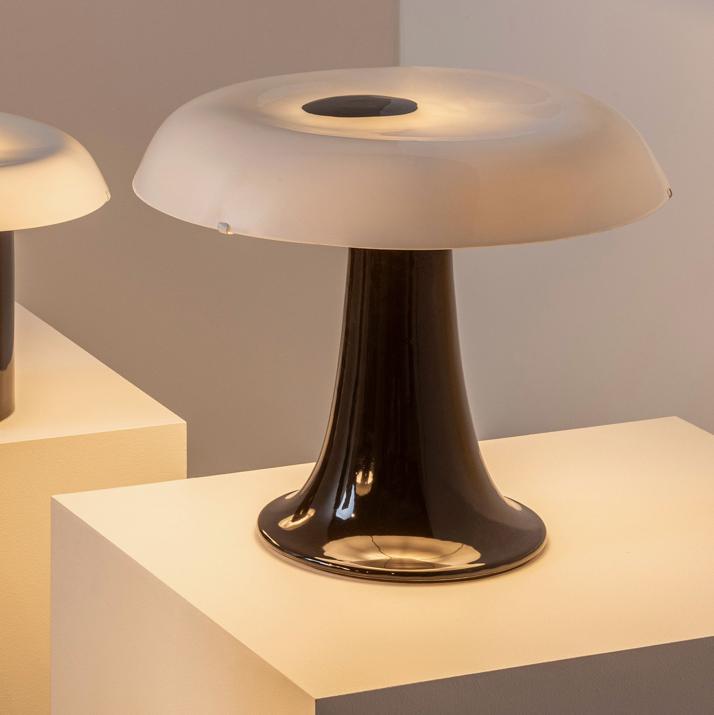Table lamp Celine n°3 Terres de Rêves black/white