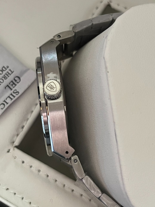 Bernard Reinhardt: Men's Luxury Black Dial Swiss Movement SS Case Strap